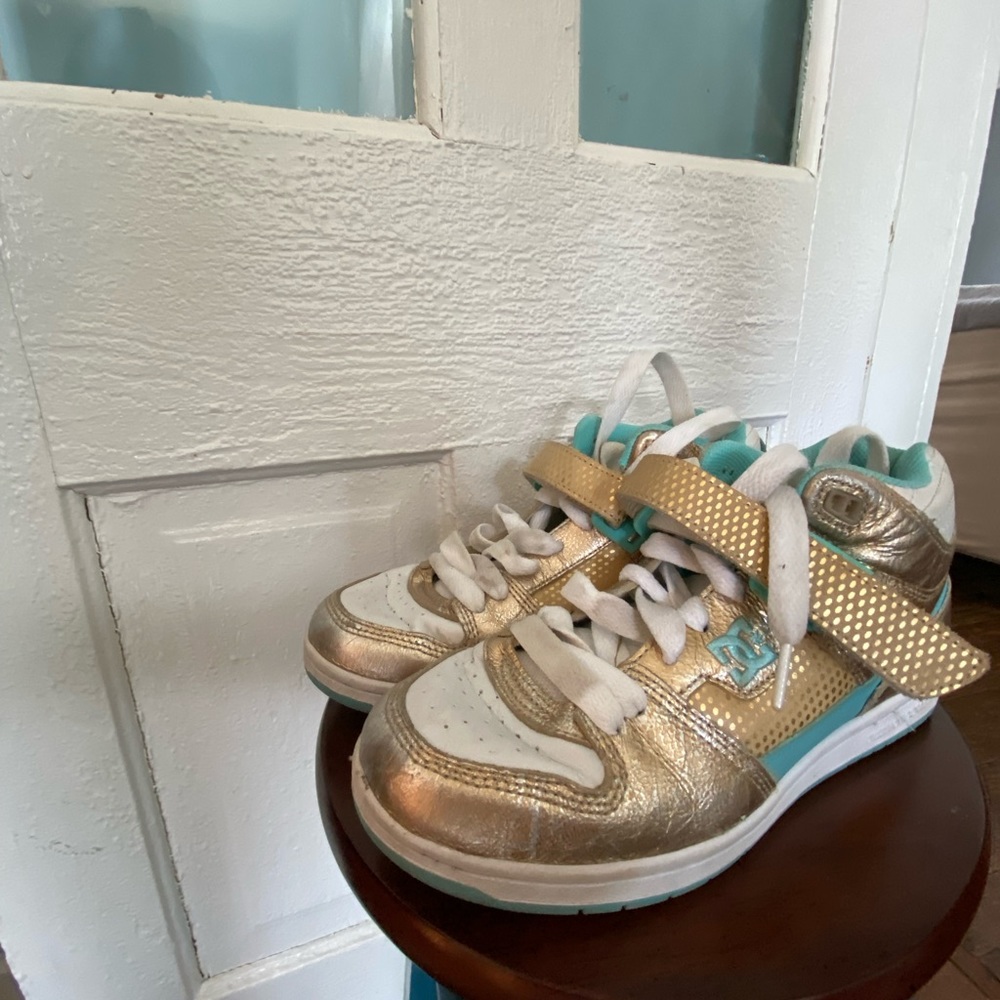 DC high tops